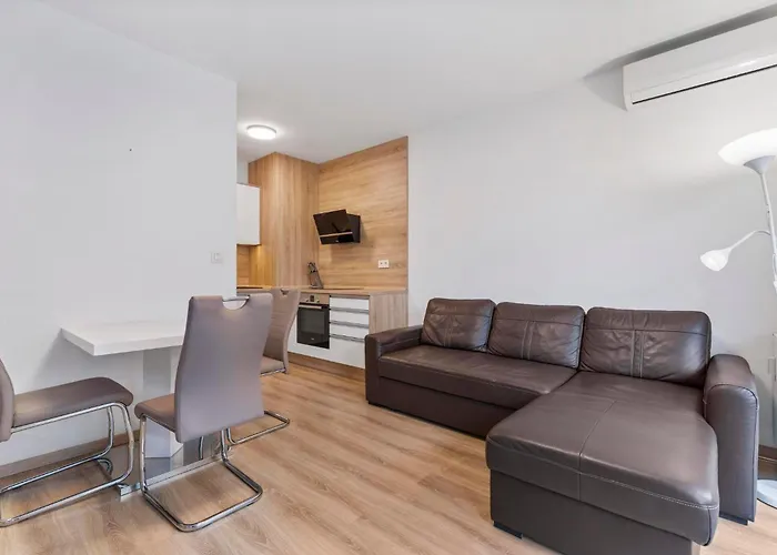 Twin 1 In - With Parking * Bratislava