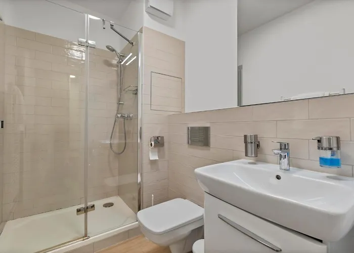 Twin 1 In - With Parking Bratislava